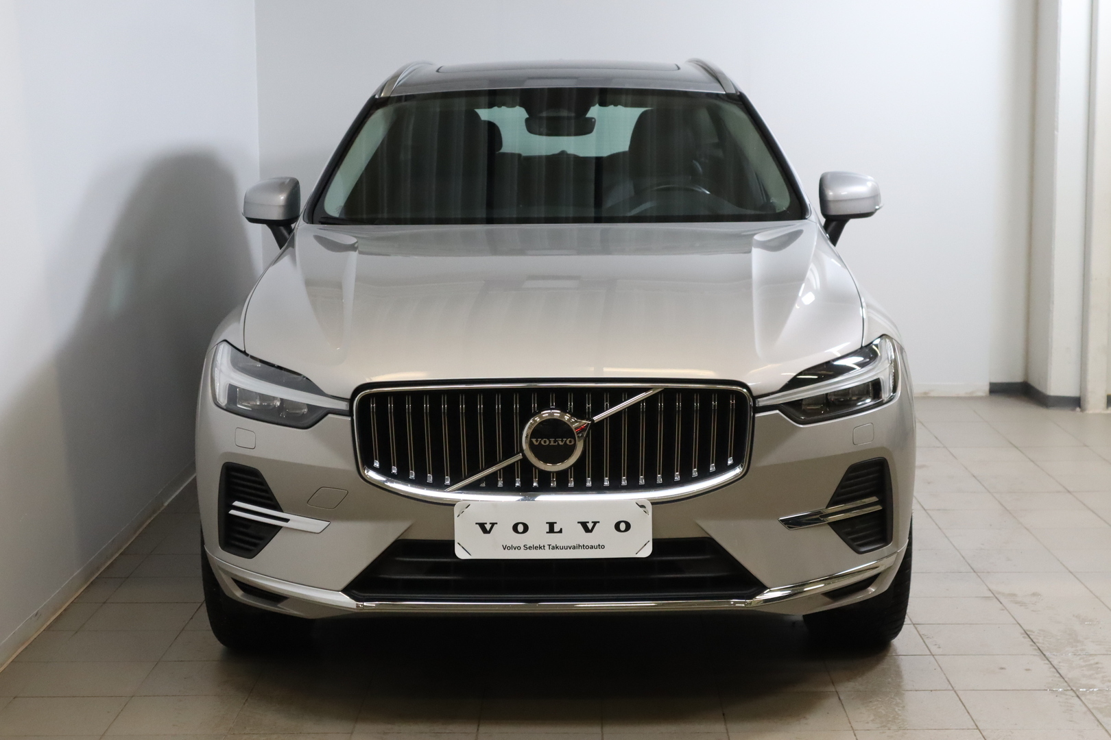 VOLVO XC60 2022