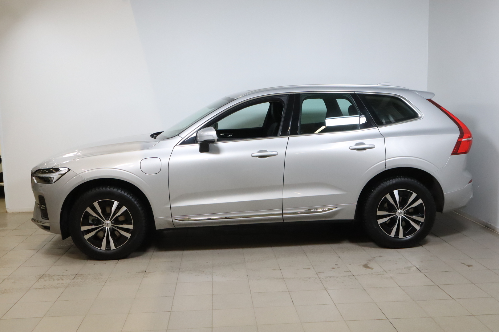 VOLVO XC60 2022