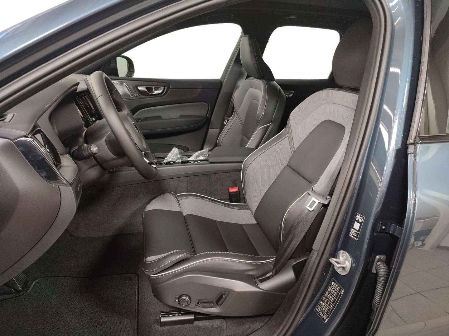 VOLVO XC60 3