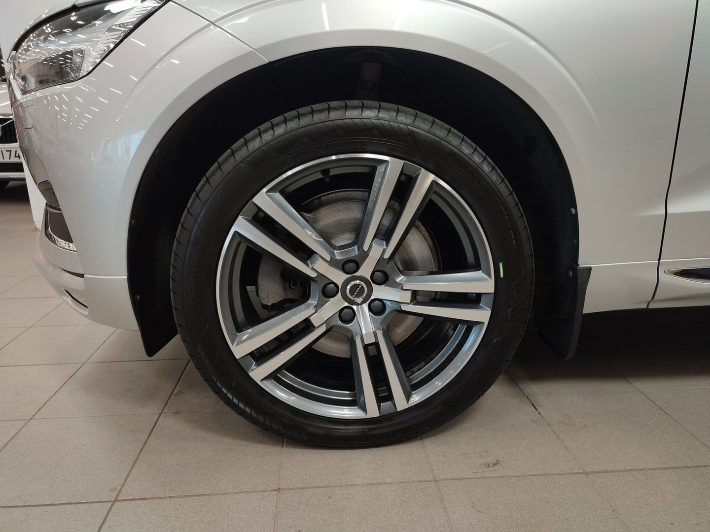 VOLVO XC60 2020