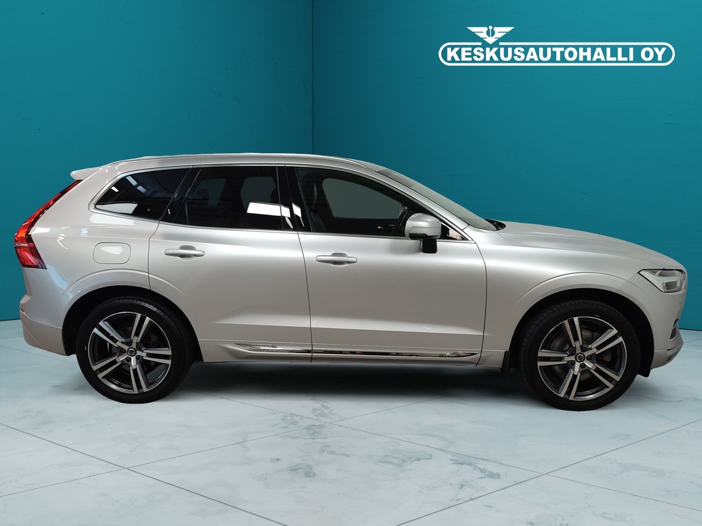 VOLVO XC60 2020