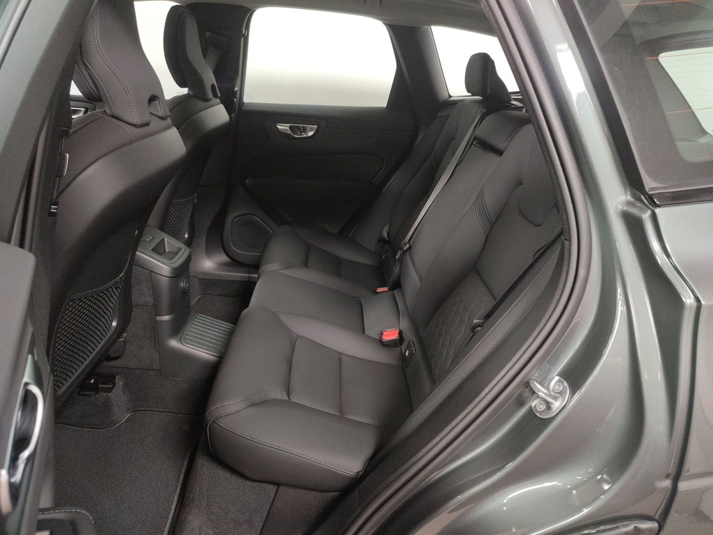 VOLVO XC60 2027