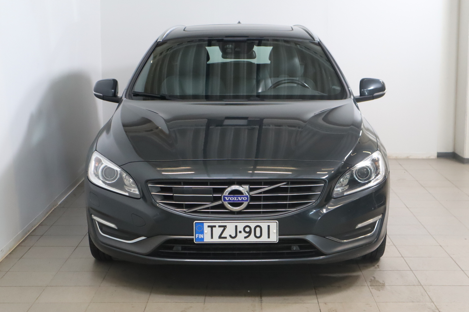 VOLVO V60 2014