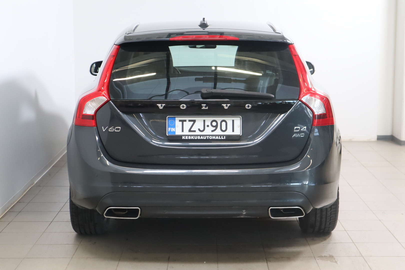 VOLVO V60 2014