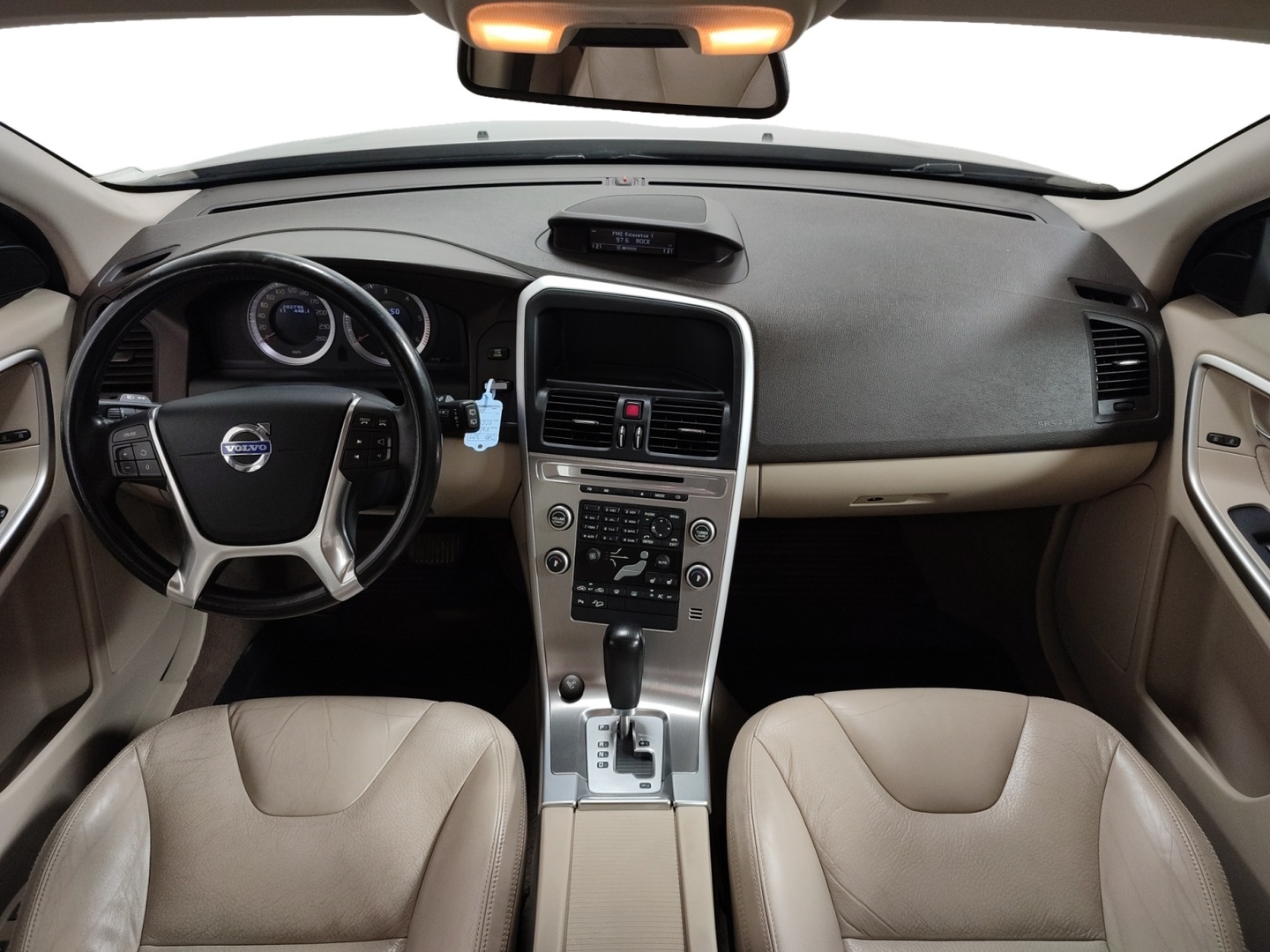 VOLVO XC60 2011