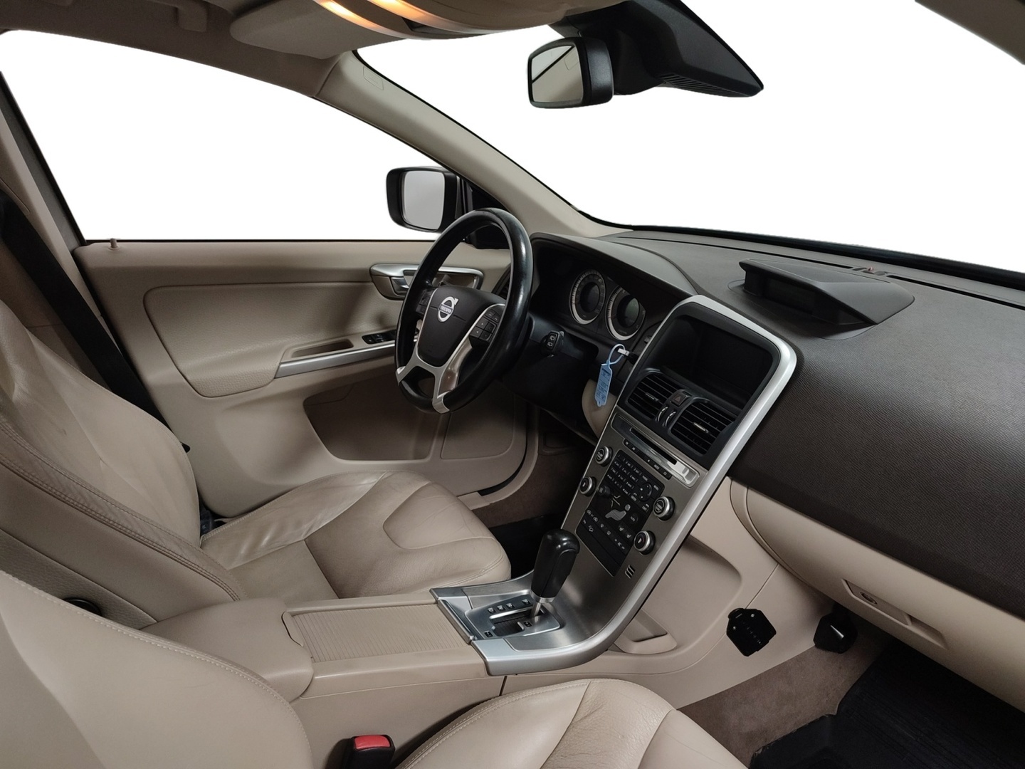 VOLVO XC60 2011