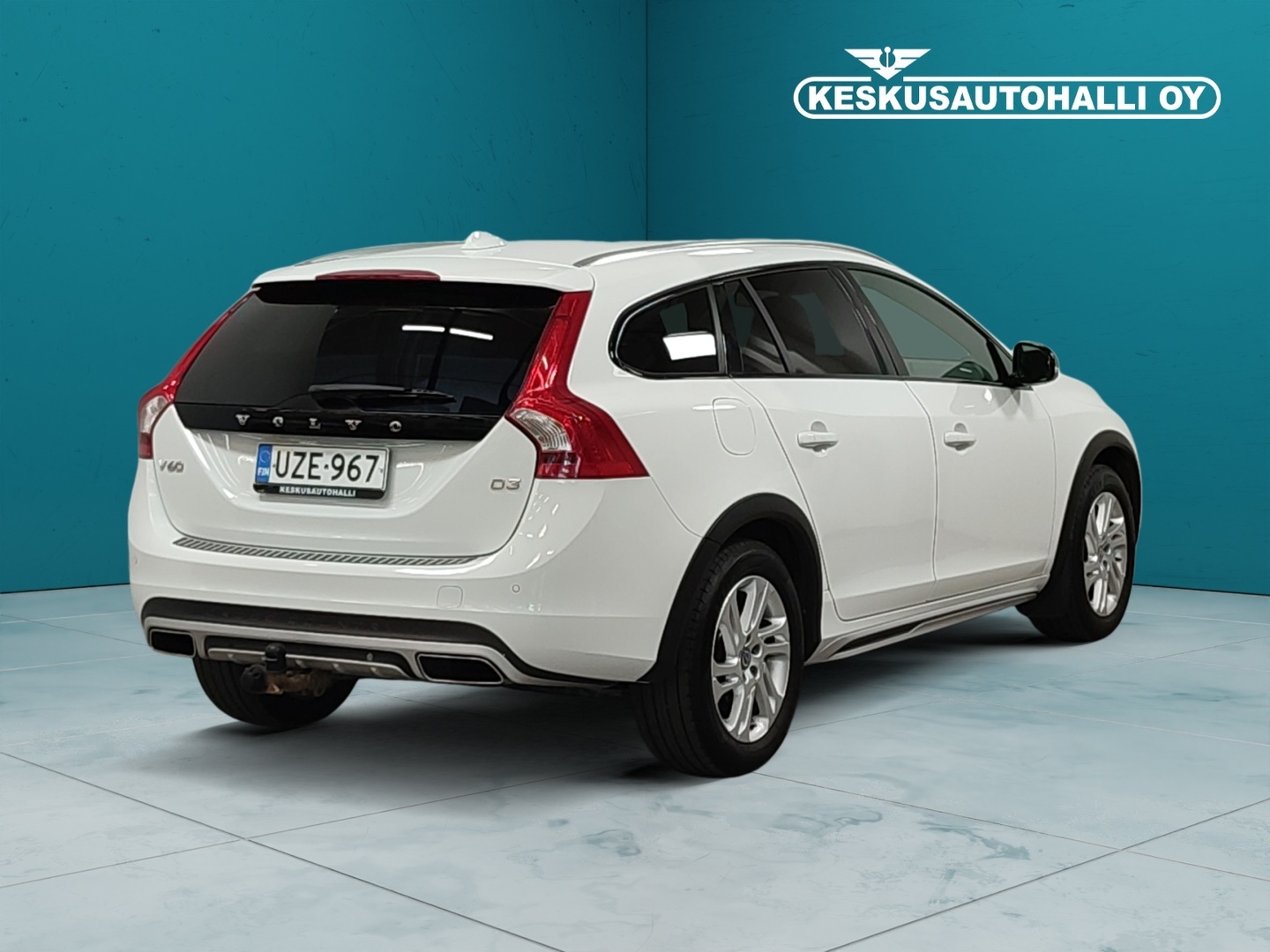 VOLVO V60 Cross Country 2016