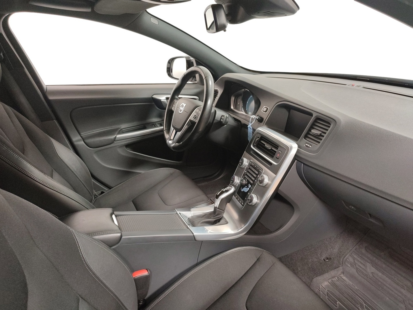 VOLVO V60 Cross Country 2016