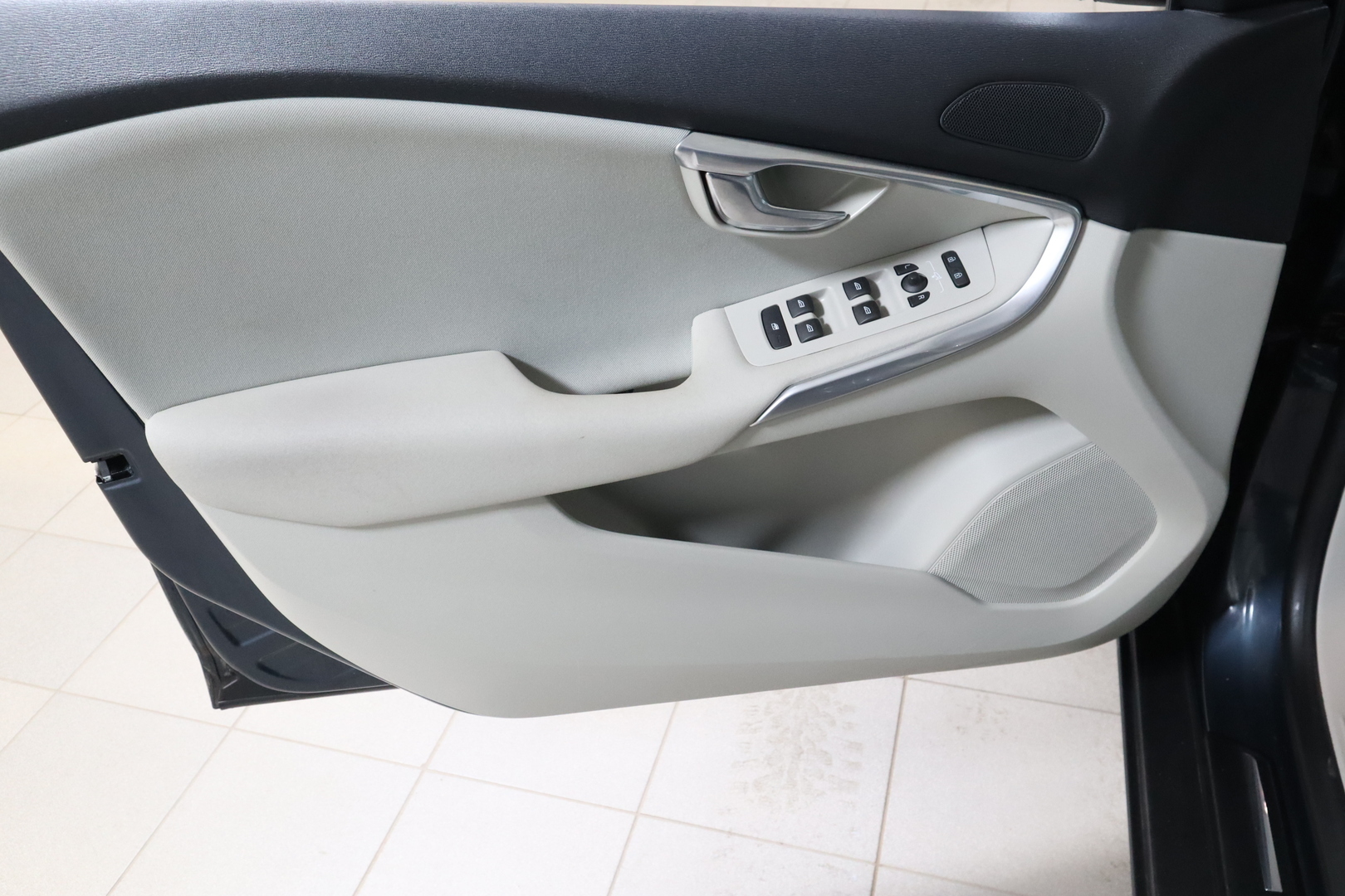 VOLVO V40 Cross Country 2017