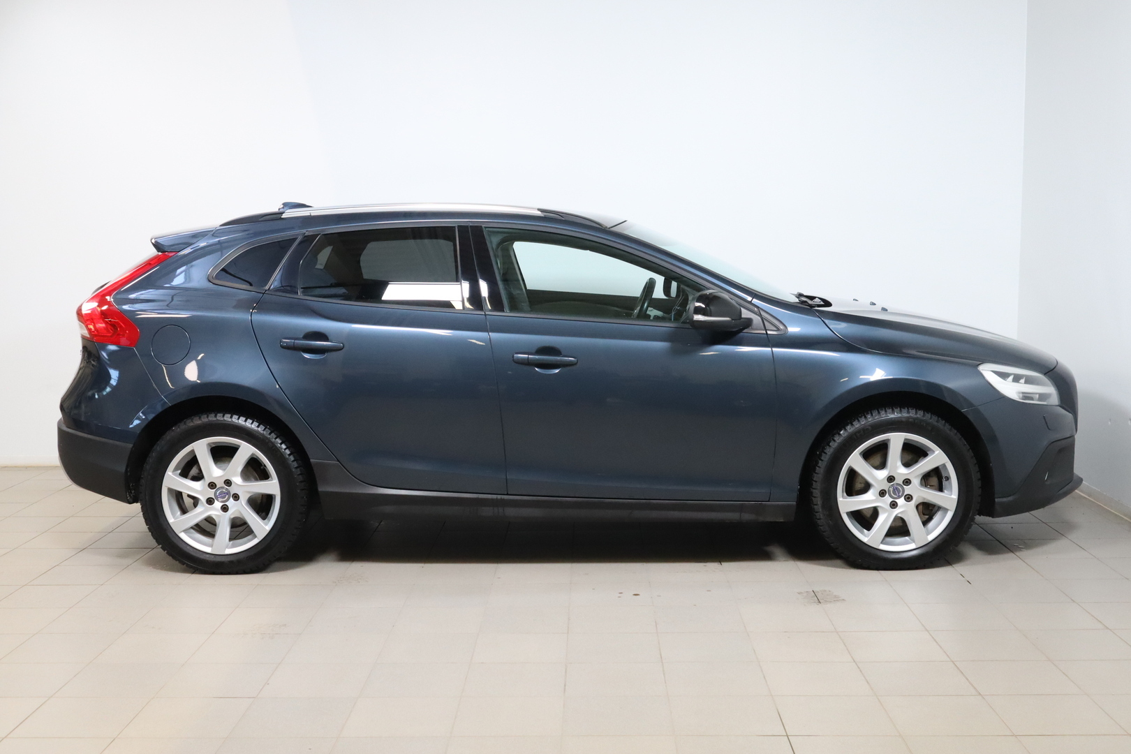 VOLVO V40 Cross Country 2017