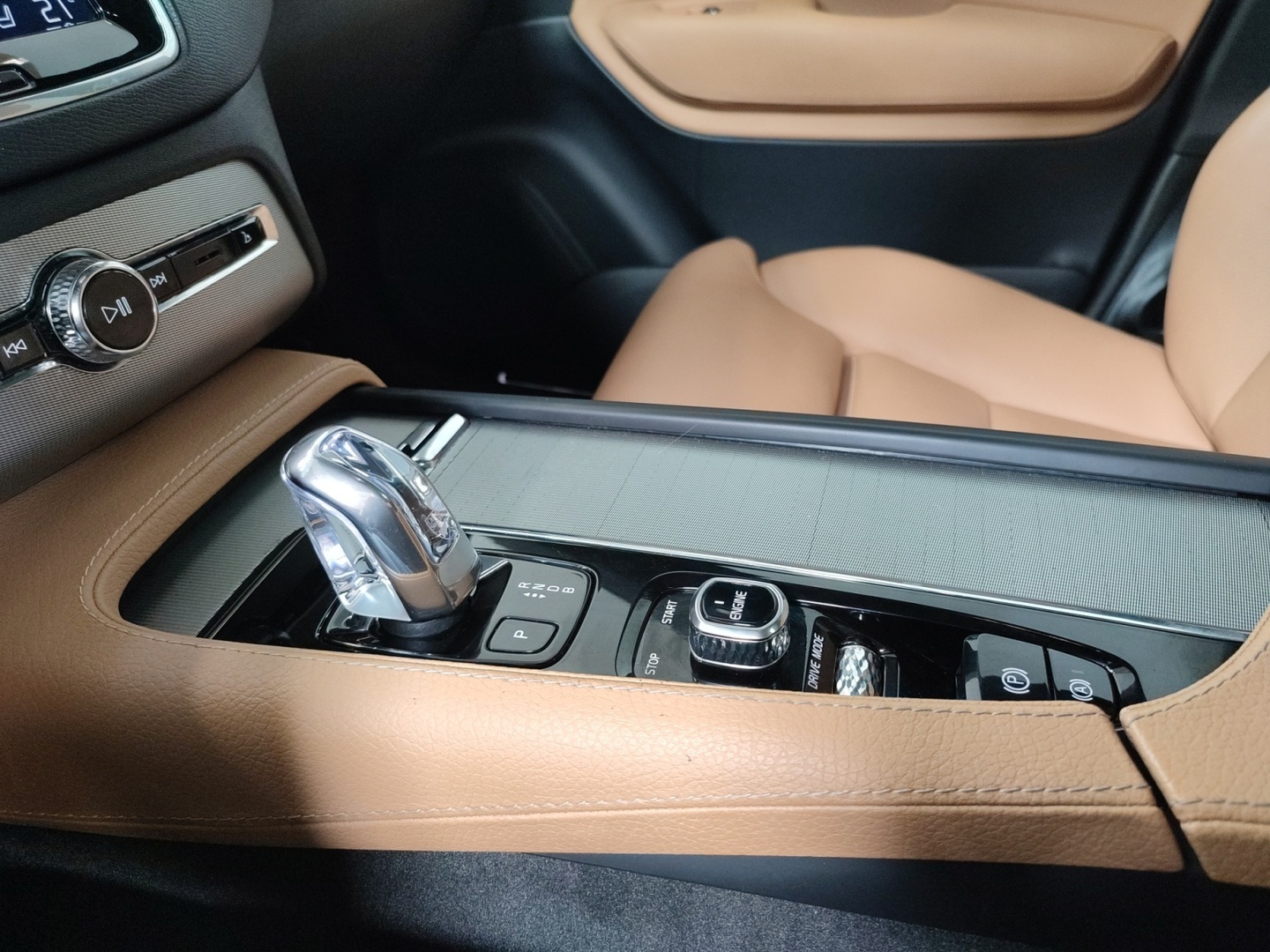VOLVO XC90 2017
