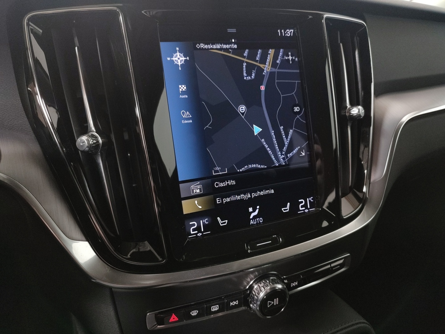 VOLVO V60 2022