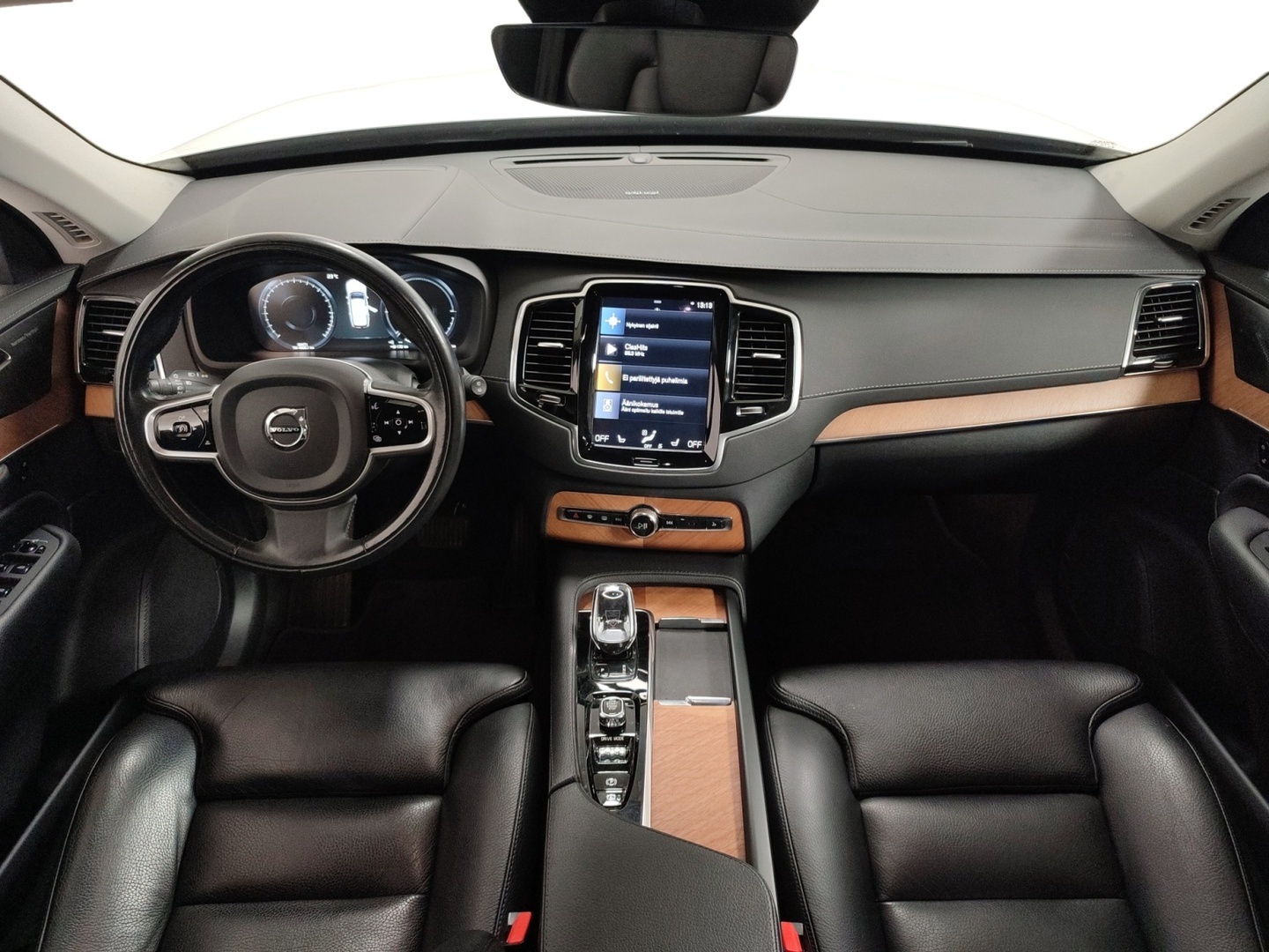 VOLVO XC90 9
