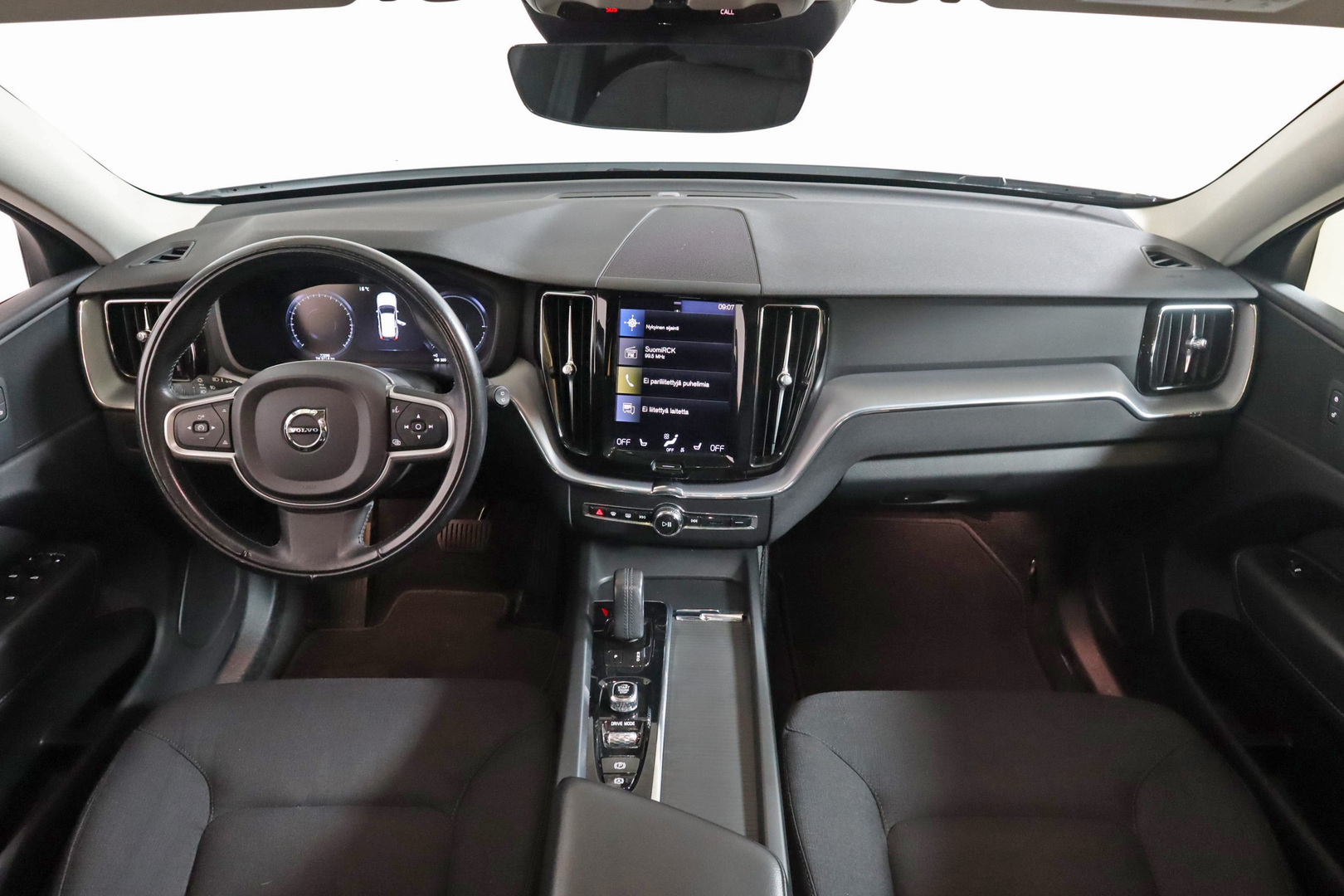VOLVO XC60 2021