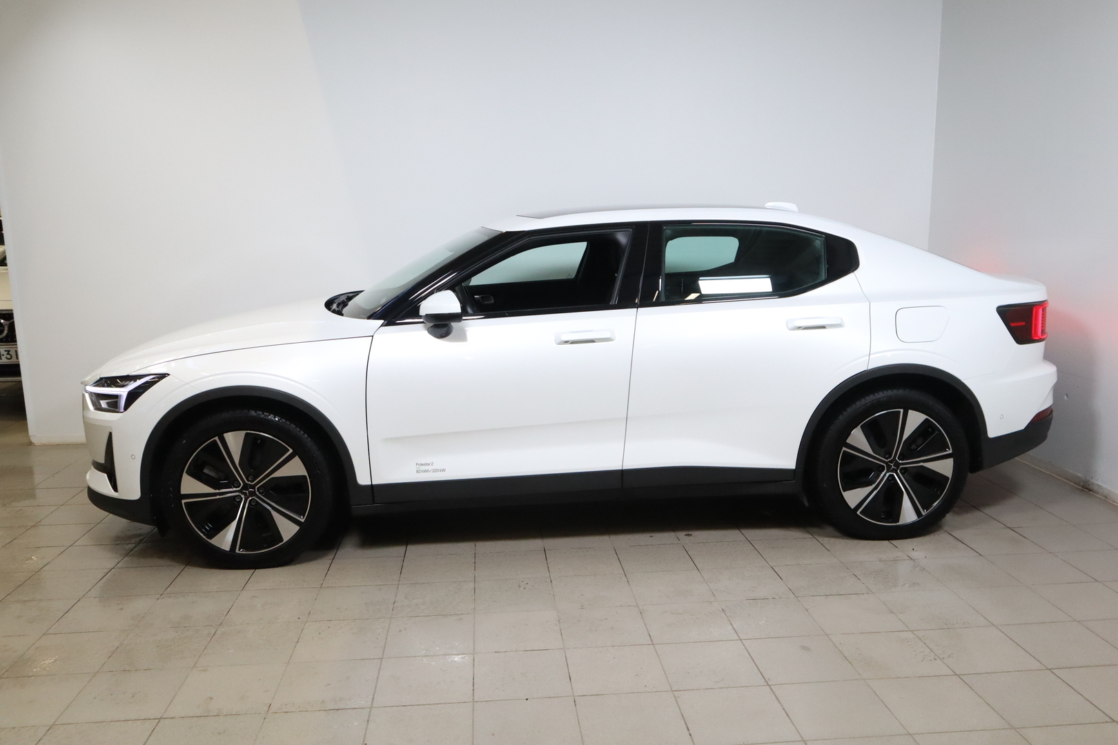 POLESTAR 2 2024