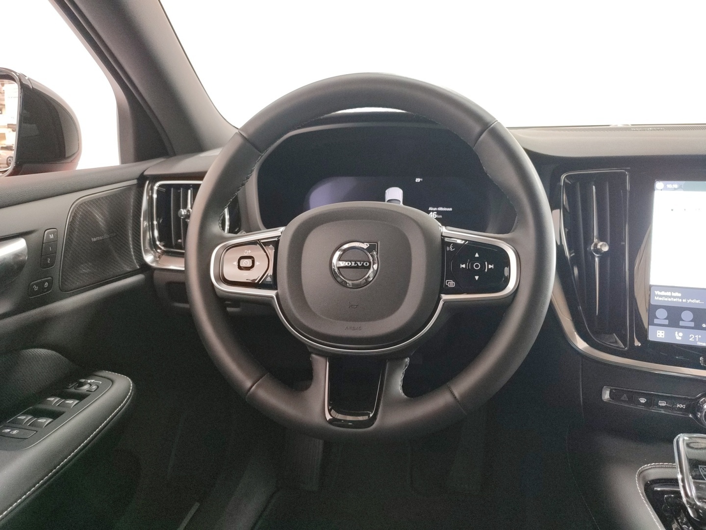 VOLVO V60 2025