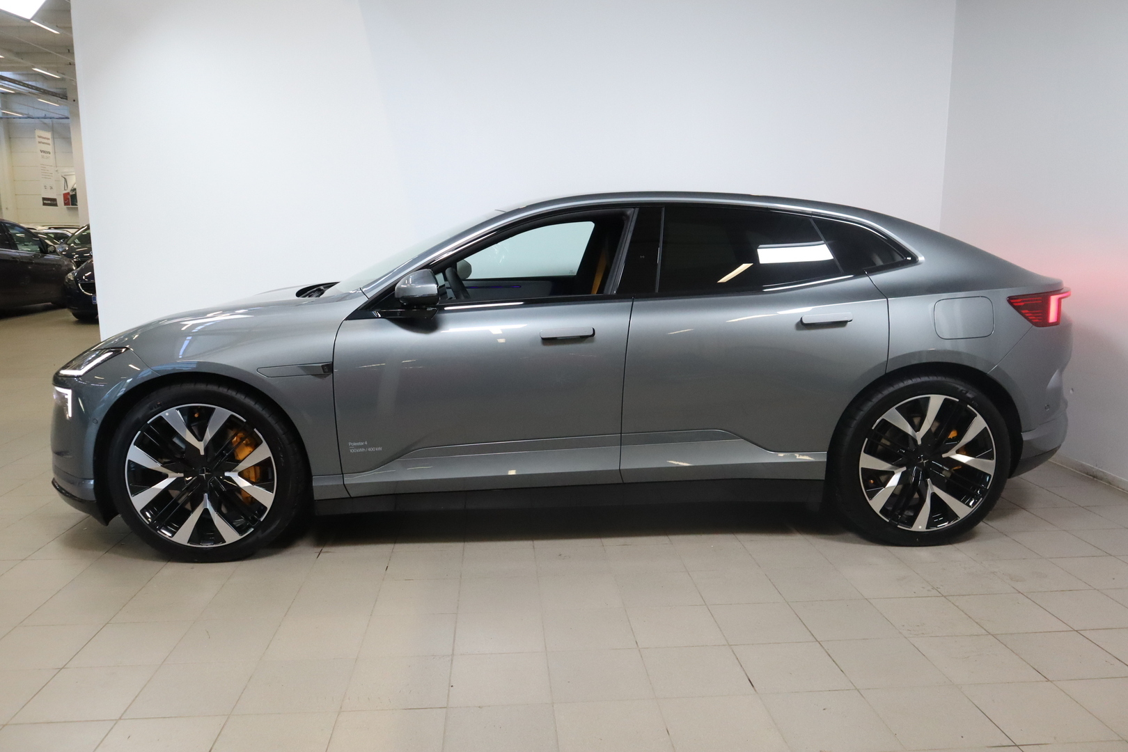 POLESTAR 4 2026