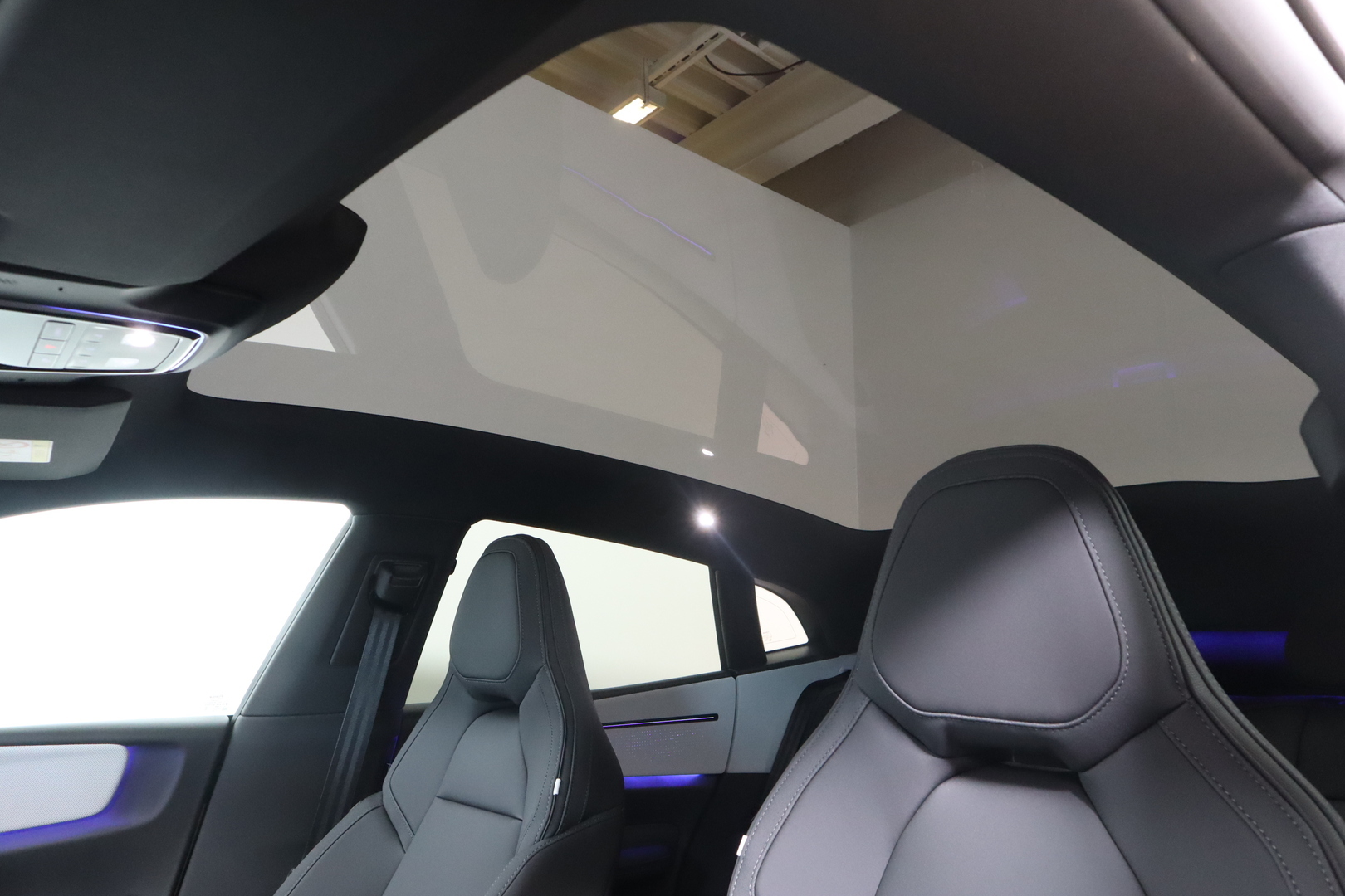 POLESTAR 4 2026