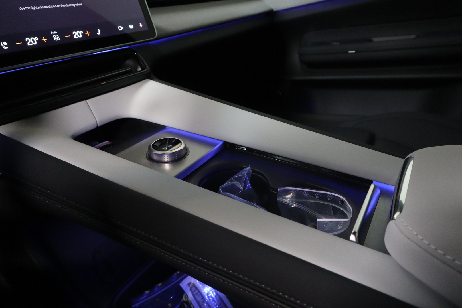 POLESTAR 4 2026