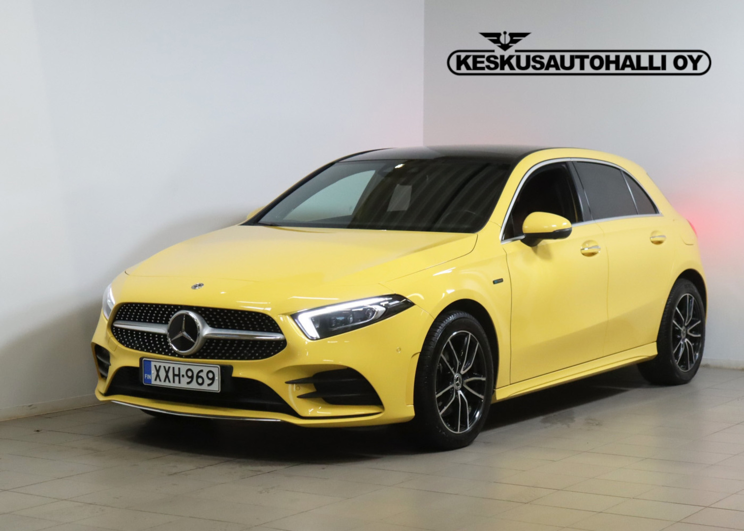 MERCEDES-BENZ A 2020