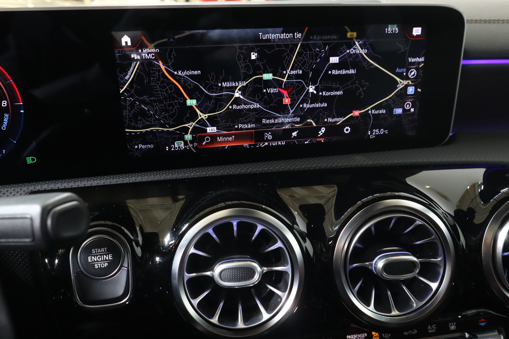 MERCEDES-BENZ A 2020