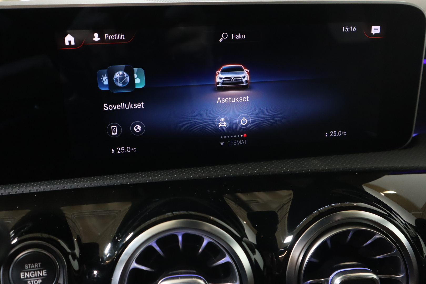 MERCEDES-BENZ A 2020