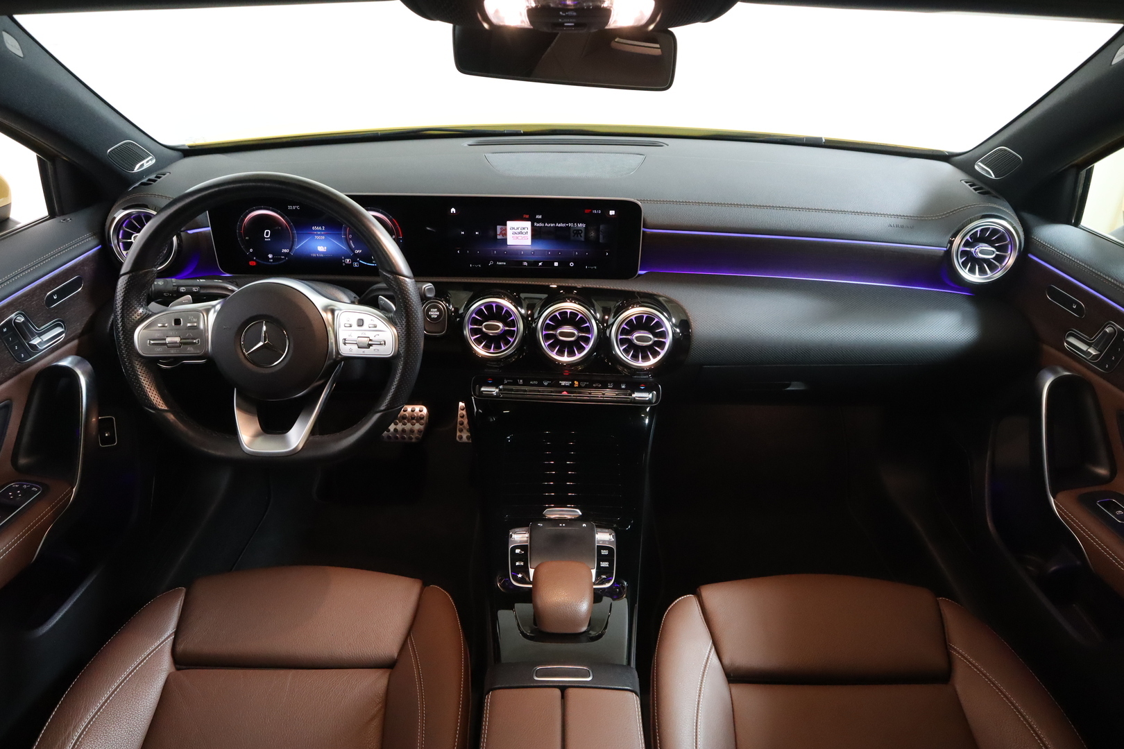 MERCEDES-BENZ A 2020