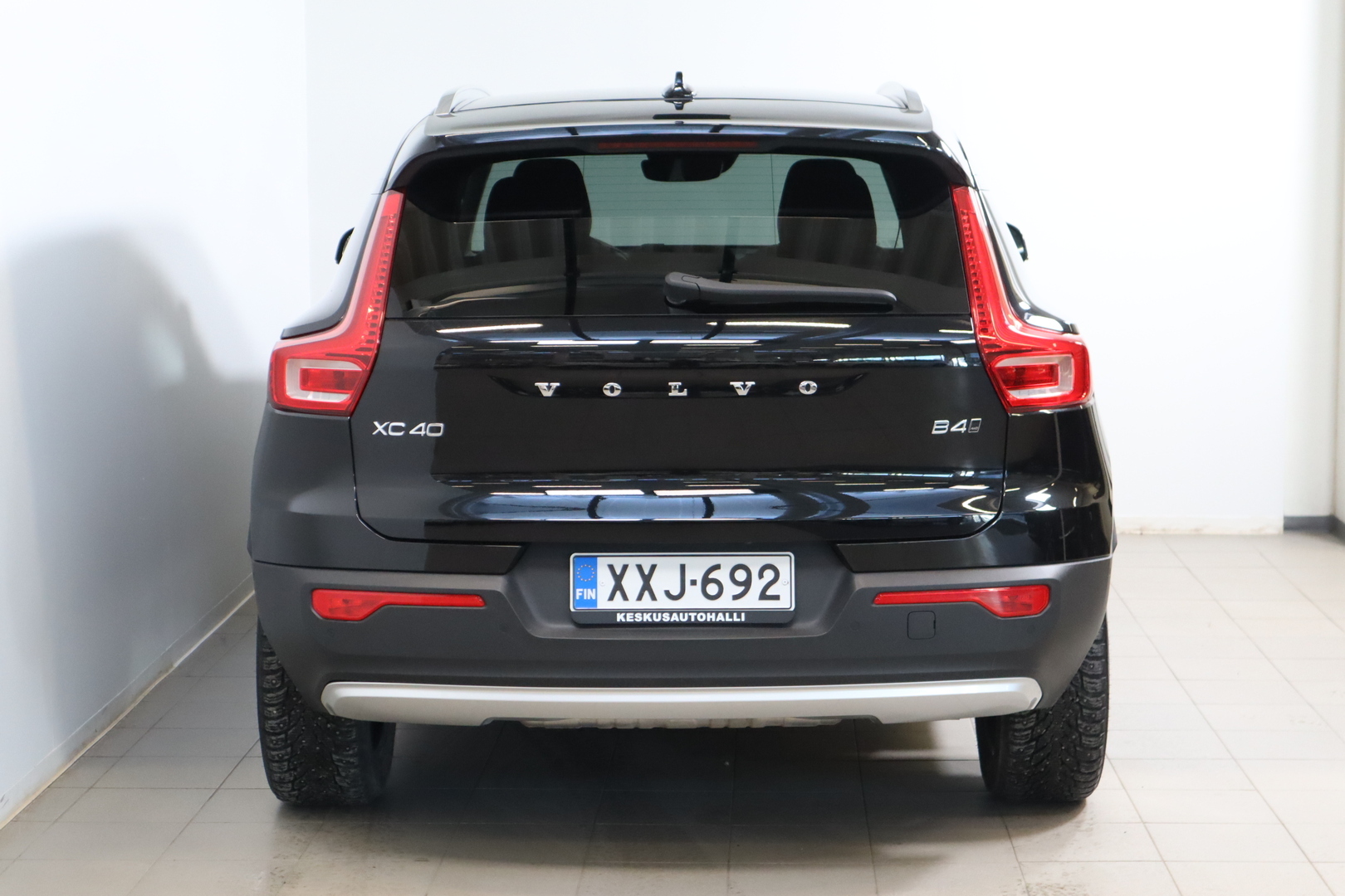 VOLVO XC40 2021