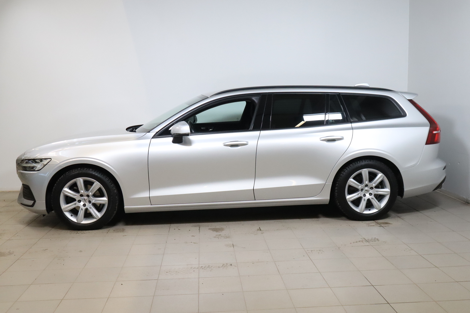 VOLVO V60 2019