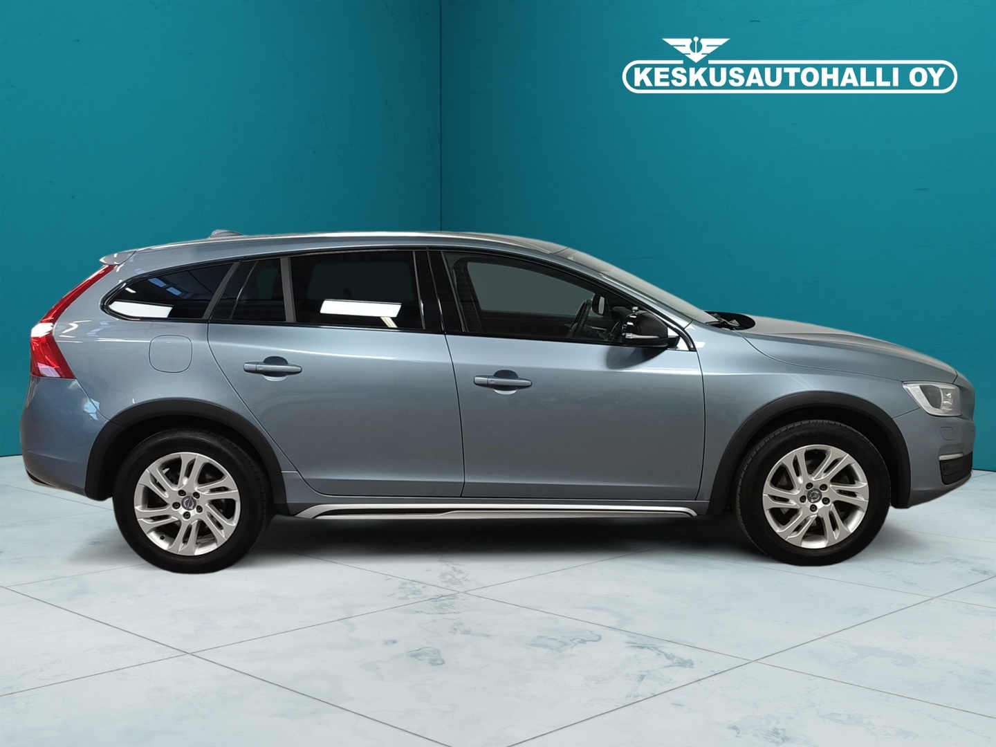 VOLVO V60 Cross Country 2018