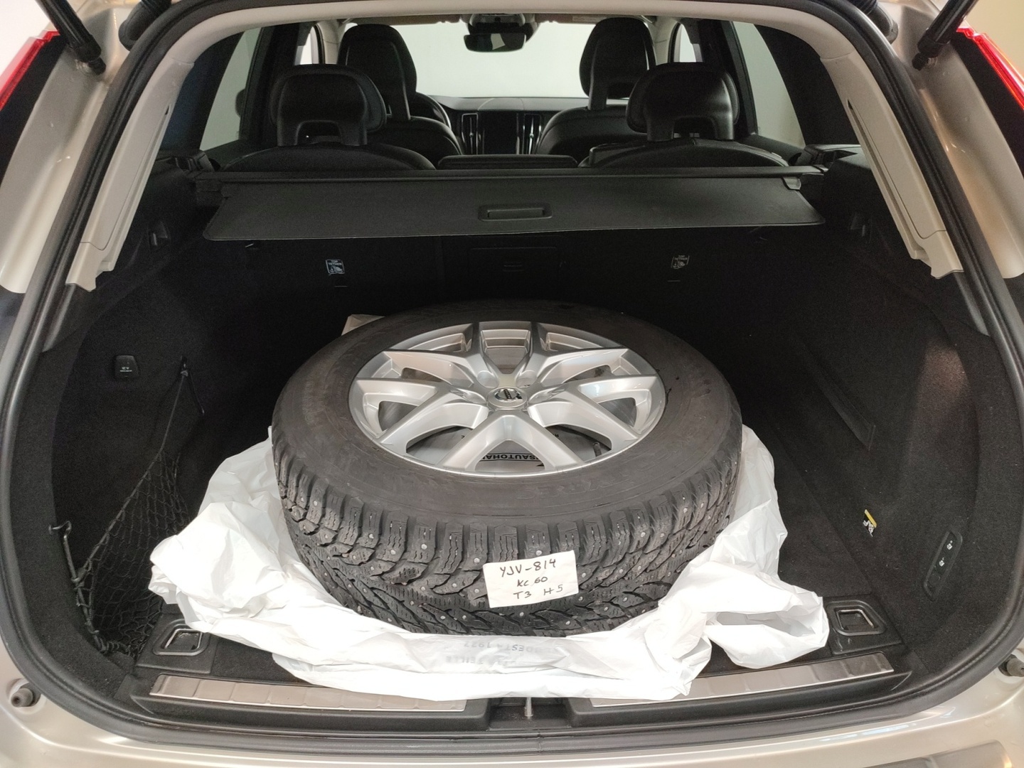 VOLVO XC60 2018