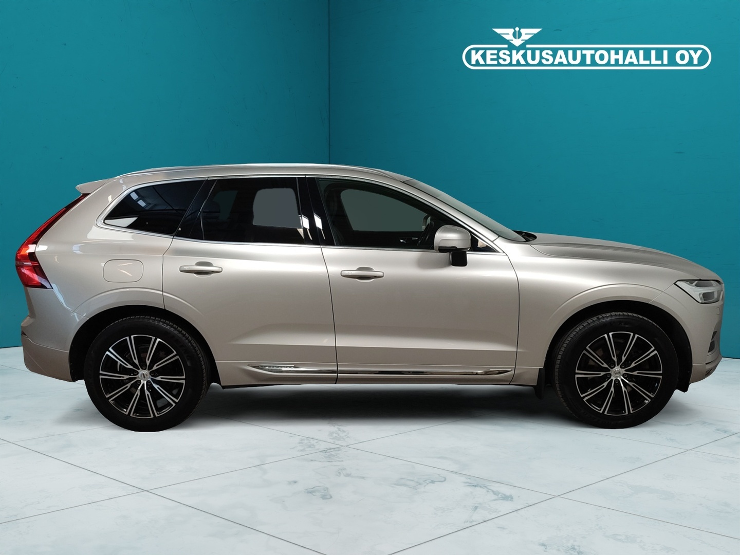 VOLVO XC60 2018