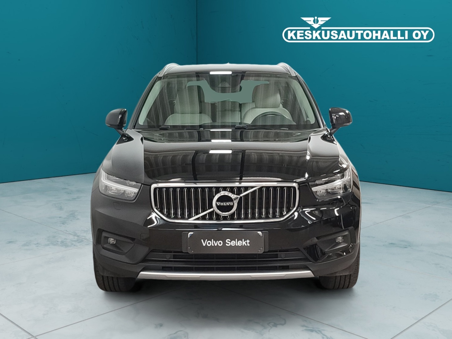 VOLVO XC40 2022