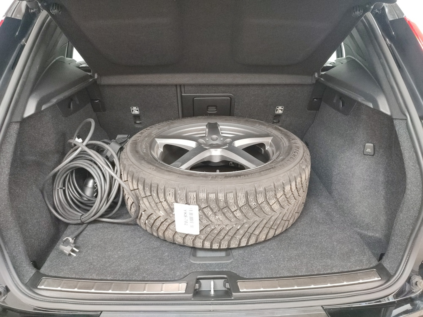 VOLVO XC40 2022