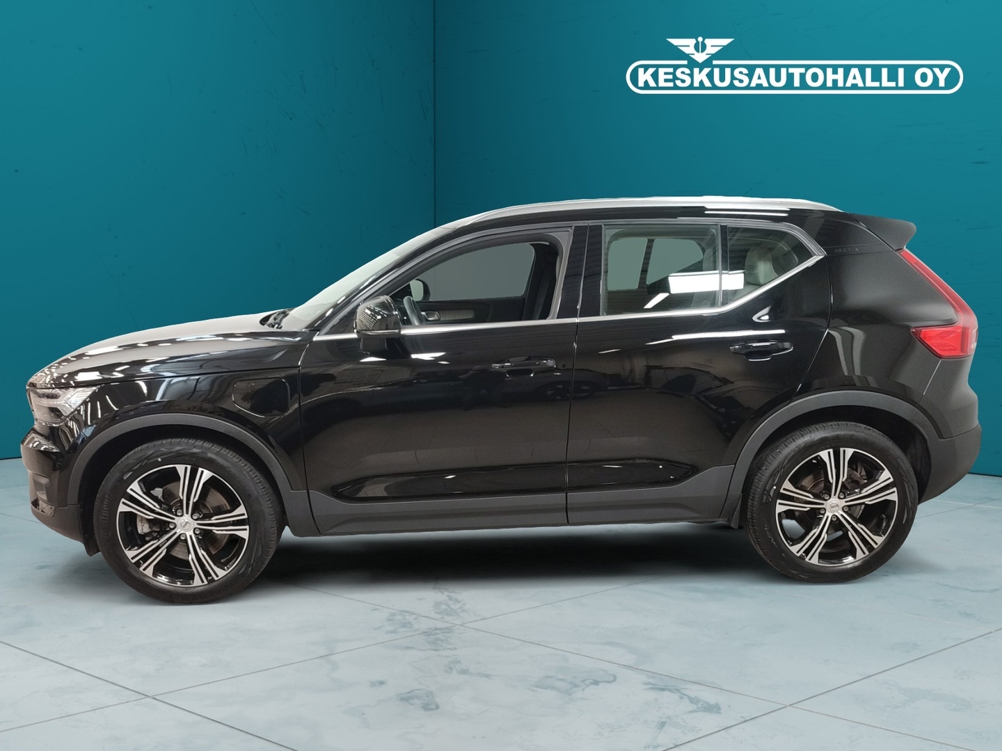 VOLVO XC40 2022