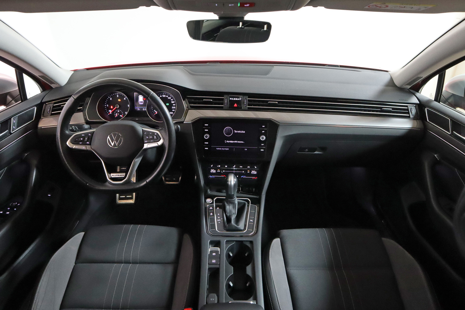 VOLKSWAGEN Passat 2022