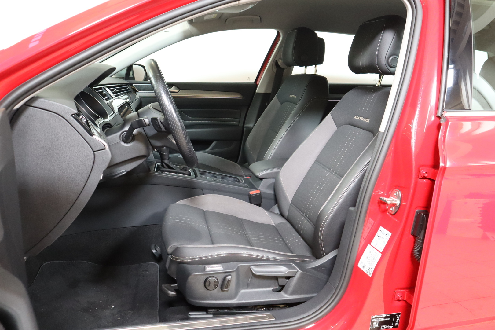 VOLKSWAGEN Passat 2022