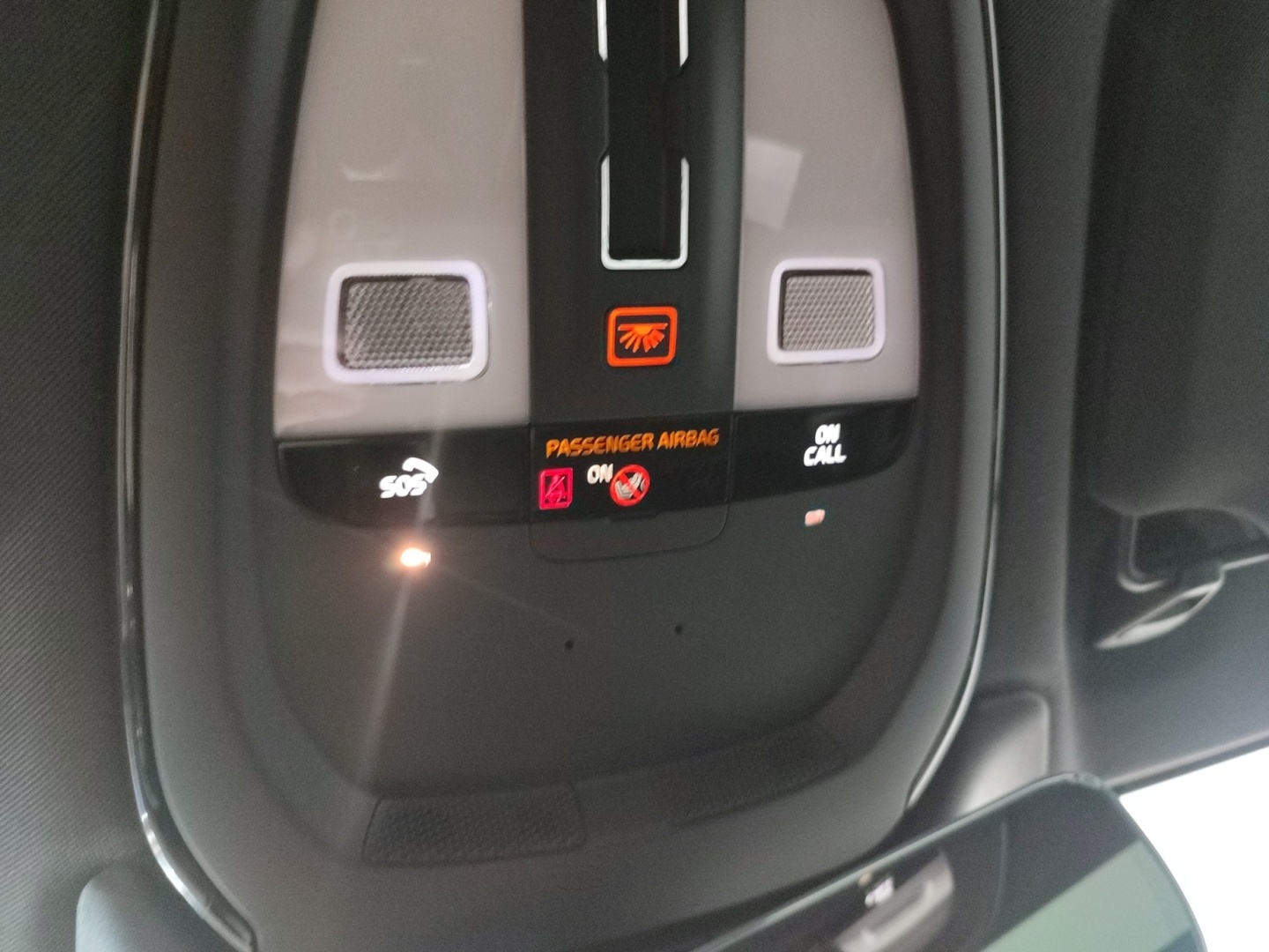 VOLVO V90 2022