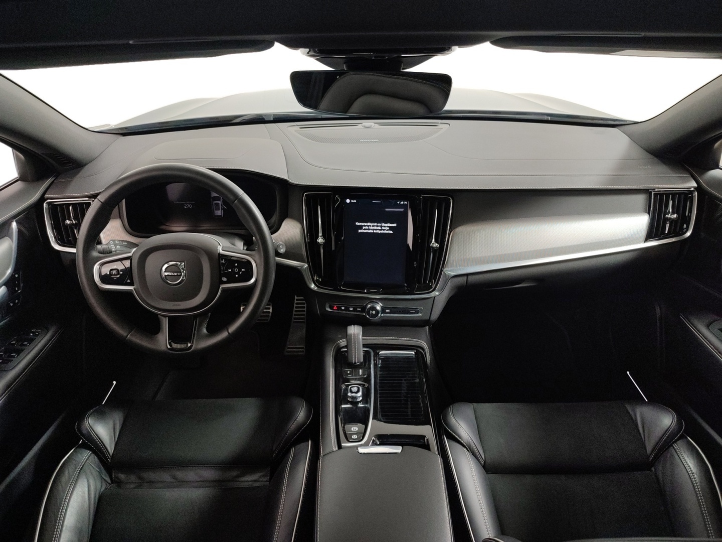 VOLVO V90 2022