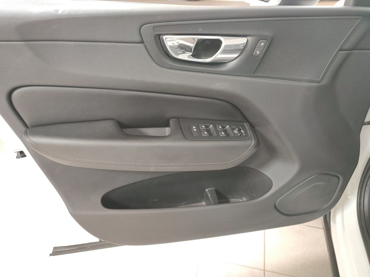 VOLVO XC60 2019