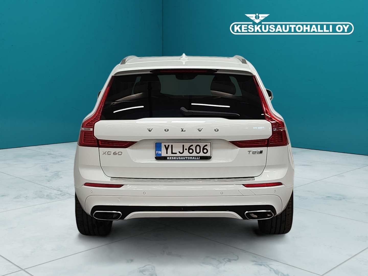 VOLVO XC60 2019