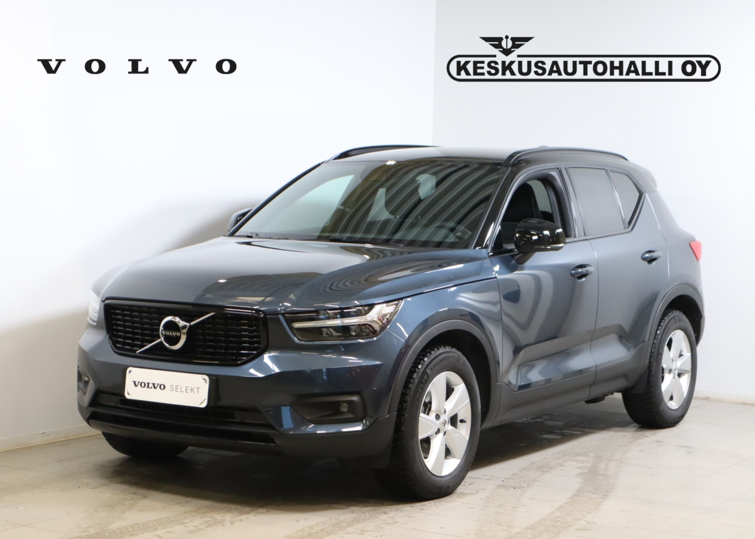 VOLVO XC40 2022