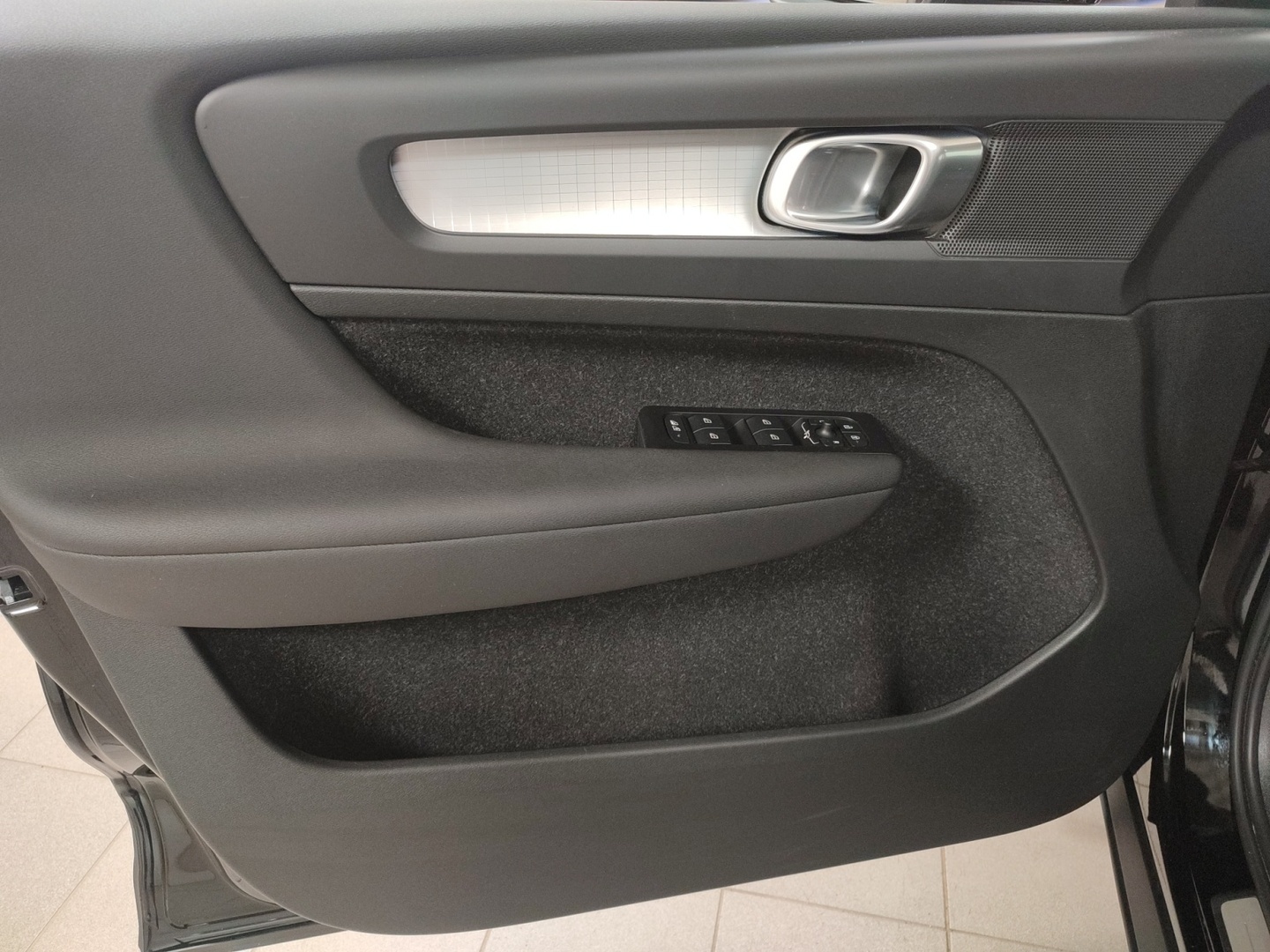 VOLVO XC40 2021