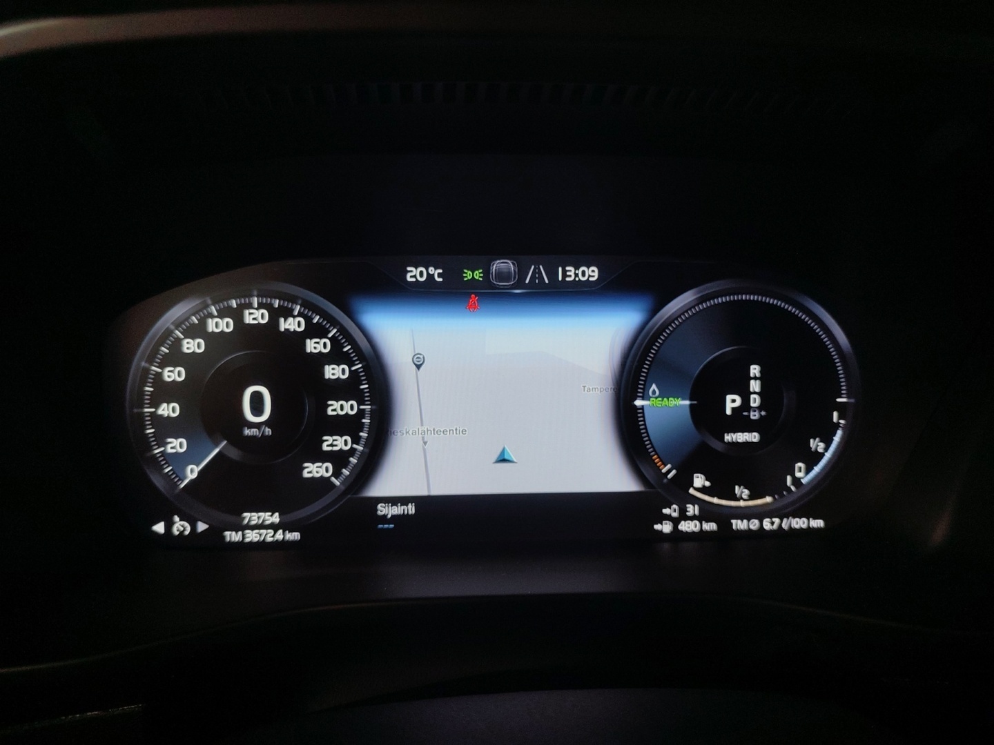 VOLVO XC40 2021
