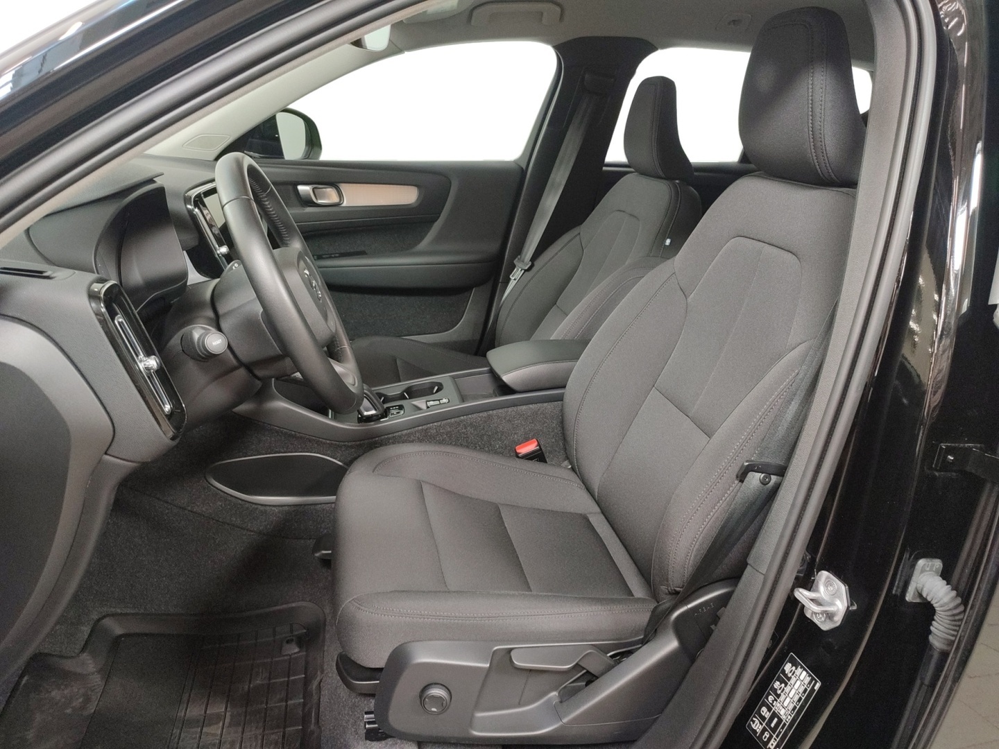 VOLVO XC40 2021