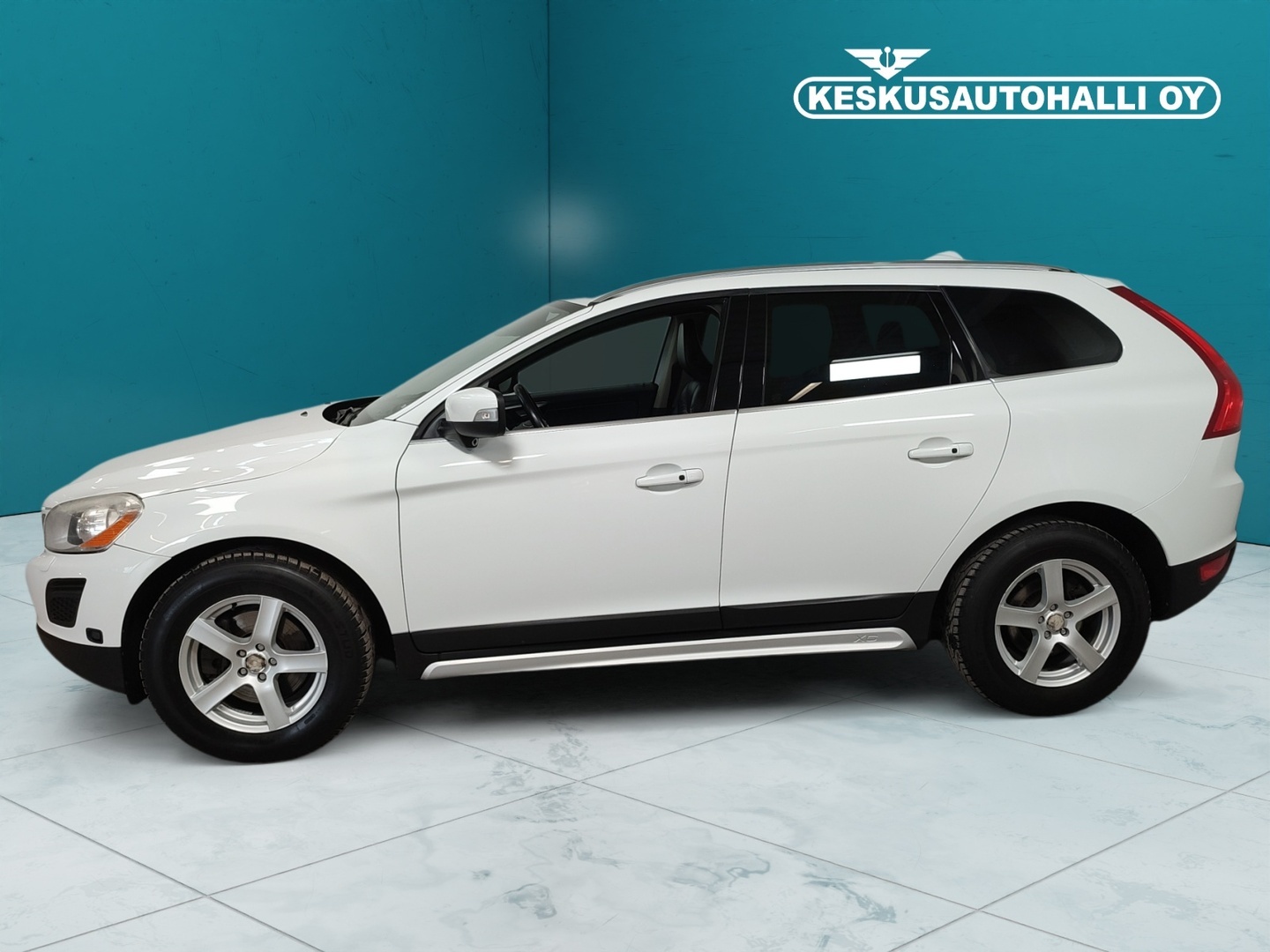 VOLVO XC60 2012