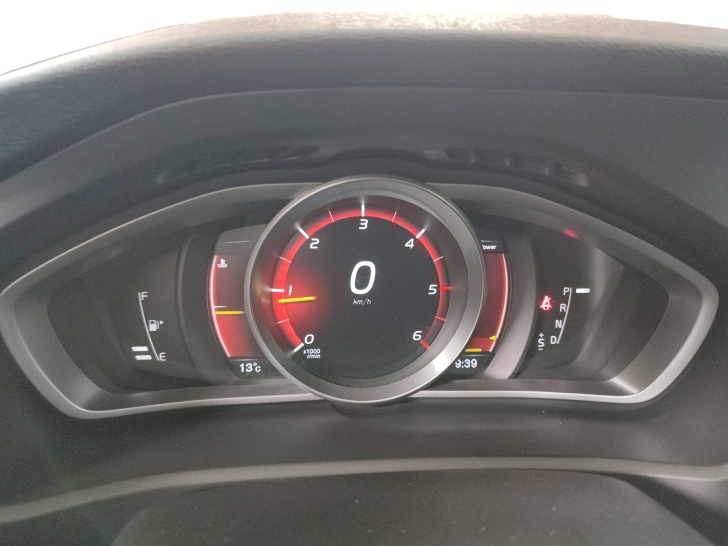VOLVO V40 Cross Country 2017