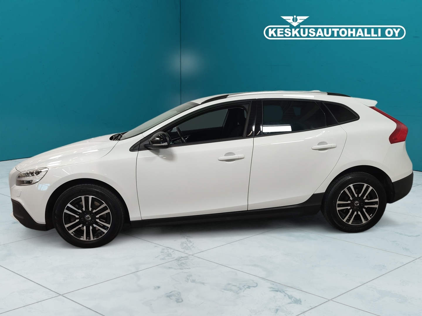 VOLVO V40 Cross Country 2017