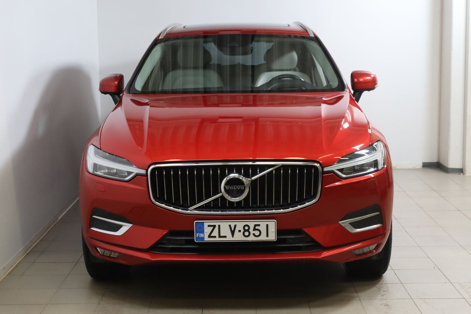 VOLVO XC60 2018