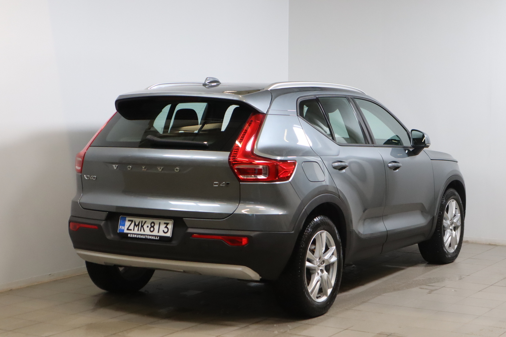 VOLVO XC40 2019